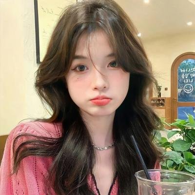 白山茶与黑月光